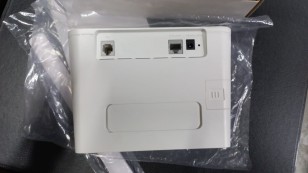 Маршрутизатор Huawei B311-221 (51060HWK)