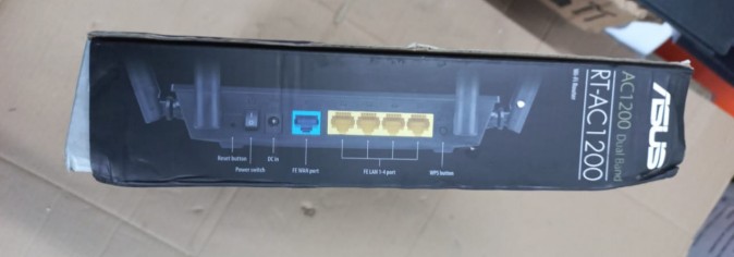 Wi-Fi роутер ASUS RT-AC1200 V2