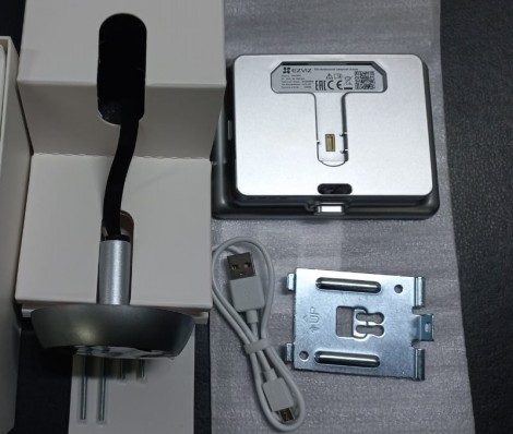 Wi-Fi дверной глазок с ответной станцией EZVIZ DP2C (CS-DP2C)