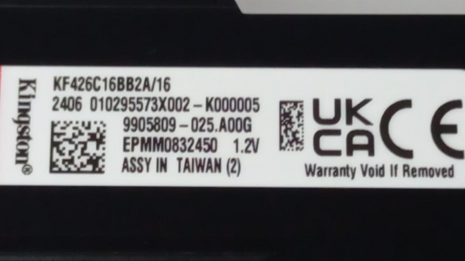 Модуль памяти Kingston Fury KF426C16BB2A/16 DDR4