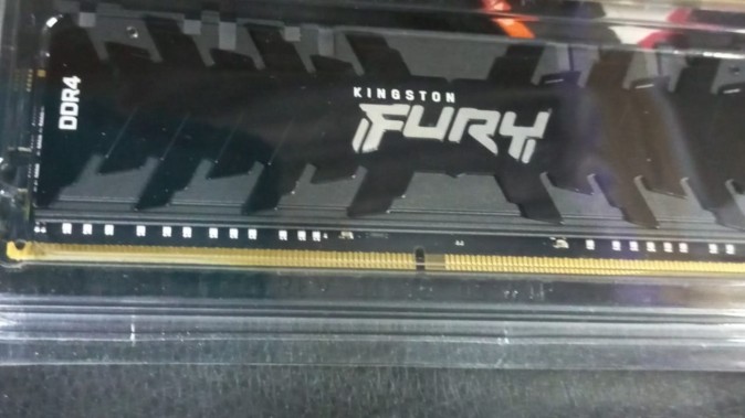 Оперативная память Kingston Fury Renegade KF436C16RBAK2/16 DDR4