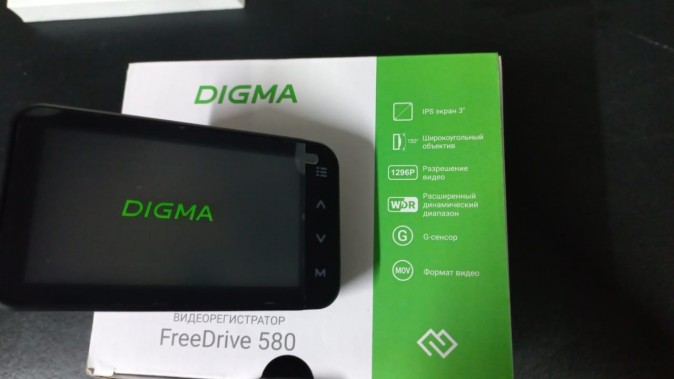 Видеорегистратор Digma FreeDrive 580