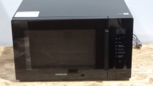 Микроволновая печь Samsung MG30T5018AK/BW 30л