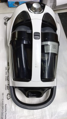 Пылесос Samsung VCC8835V37/XEV