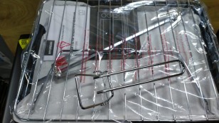 Мини-печь Hyundai MIO-HY086 38л