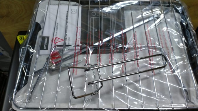 Мини-печь Hyundai MIO-HY086 38л