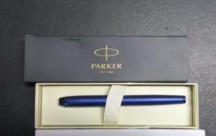 Ручка роллер Parker IM Monochrome T328 (CW2172965) Blue PVD F черн.