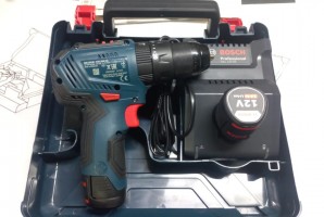 Дрель-шуруповерт Bosch GSB 12V-30 аккум. патрон:быстрозажимной