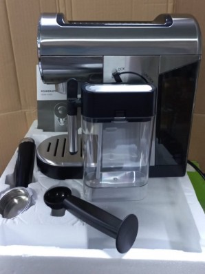 Кофеварка рожковая Hyundai HEM-4305