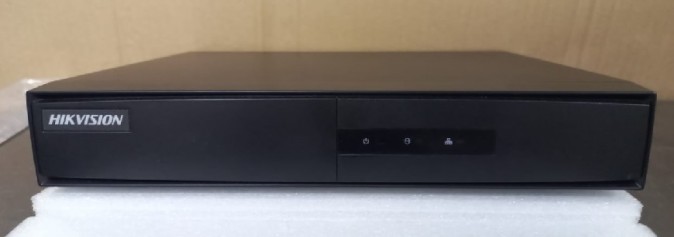 Видеорегистратор Hikvision DS-7104NI-Q1/4P/M