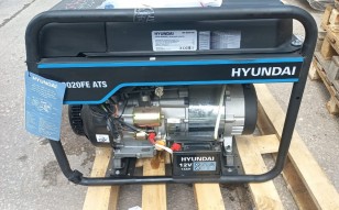 Бензиновый генератор черный HYUNDAI HHY 9020FE ATS