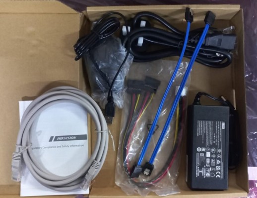 IP-видеорегистратор 8CH DS-7608NXI-K2 HIKVISION