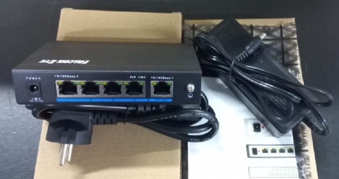 Коммутатор Falcon Eye FE-104POE-S