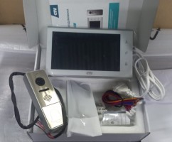 Комплект видеодомофона CTV-DP4705AHD