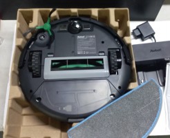 Робот-пылесос iRobot Roomba Combo Essential  Y011040RND